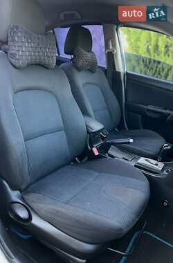 Седан Mazda 3 2005 в 