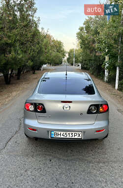 Седан Mazda 3 2005 в 