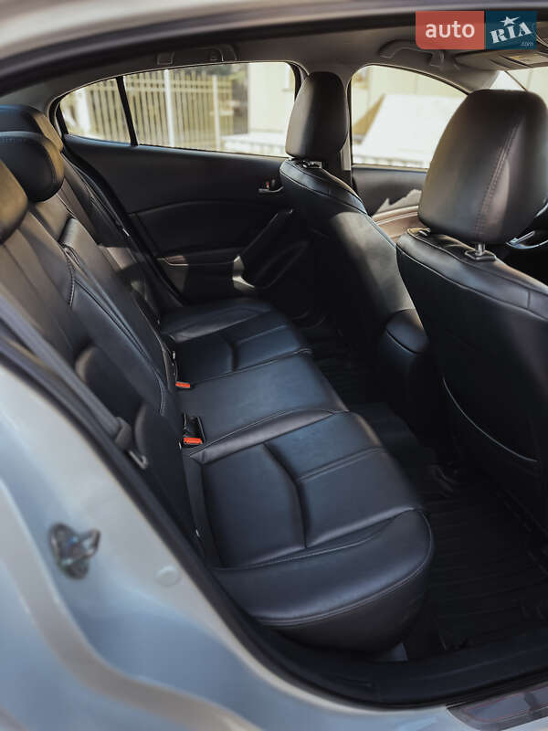 Седан Mazda 3 2018 в Николаеве фото 12 Седан Mazda 3 2018 в Николаеве