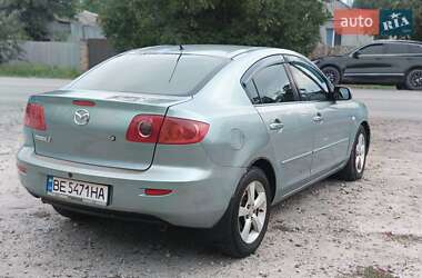 Седан Mazda 3 2004 в 