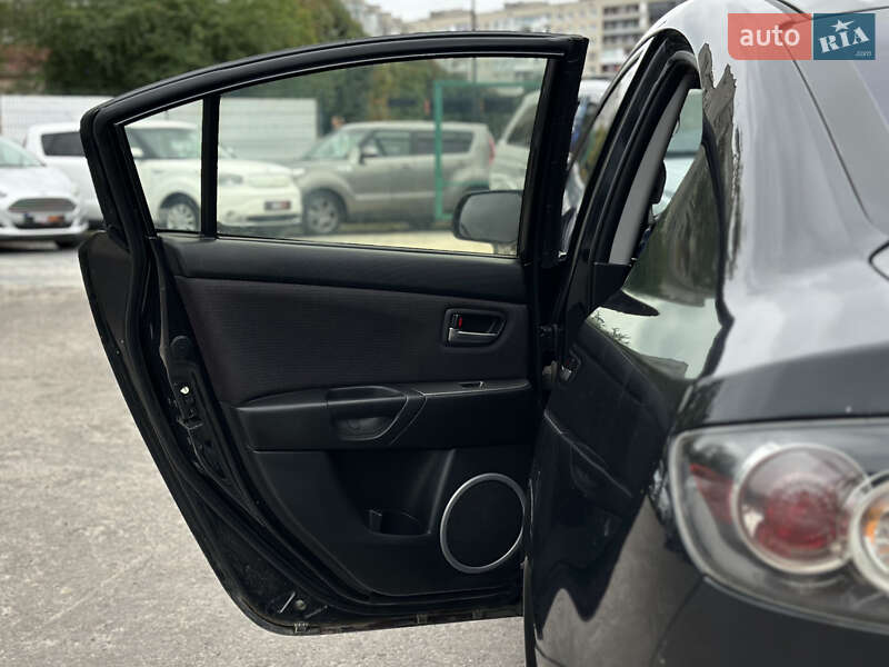 Седан Mazda 3 2008 в Шептицькому