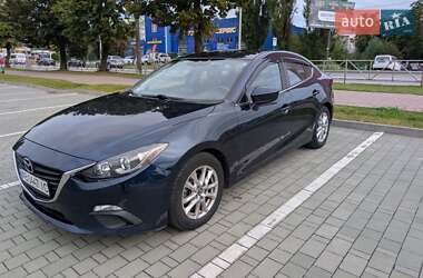 Седан Mazda 3 2016 в 