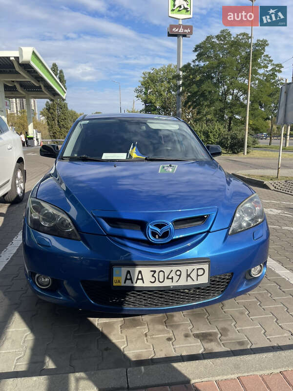 Хэтчбек Mazda 3 2003 в Киеве