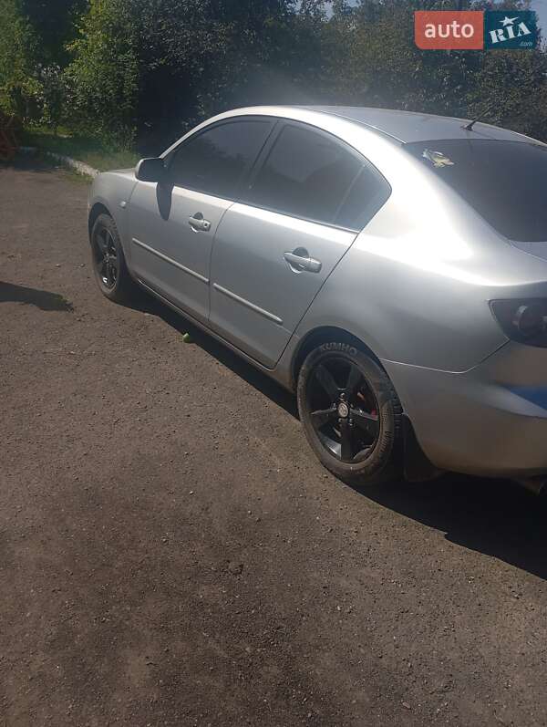 Седан Mazda 3 2006 в 