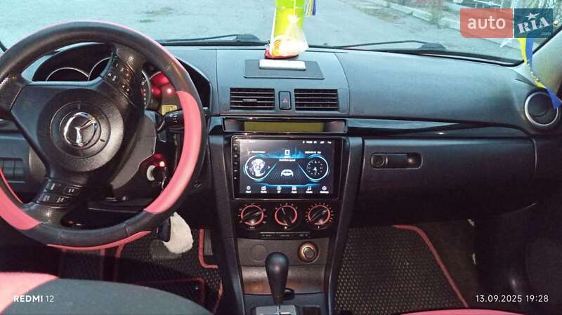 Седан Mazda 3 2005 в Изяславе