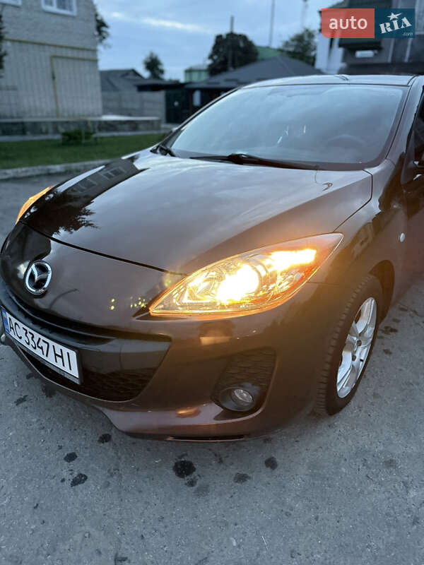 Хэтчбек Mazda 3 2011 в Львове