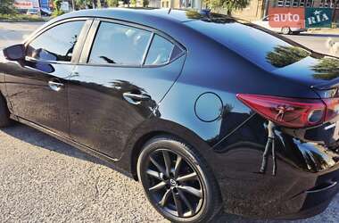 Седан Mazda 3 2017 в 