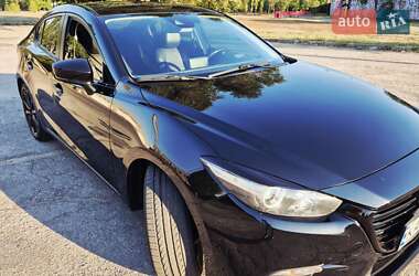 Седан Mazda 3 2017 в 