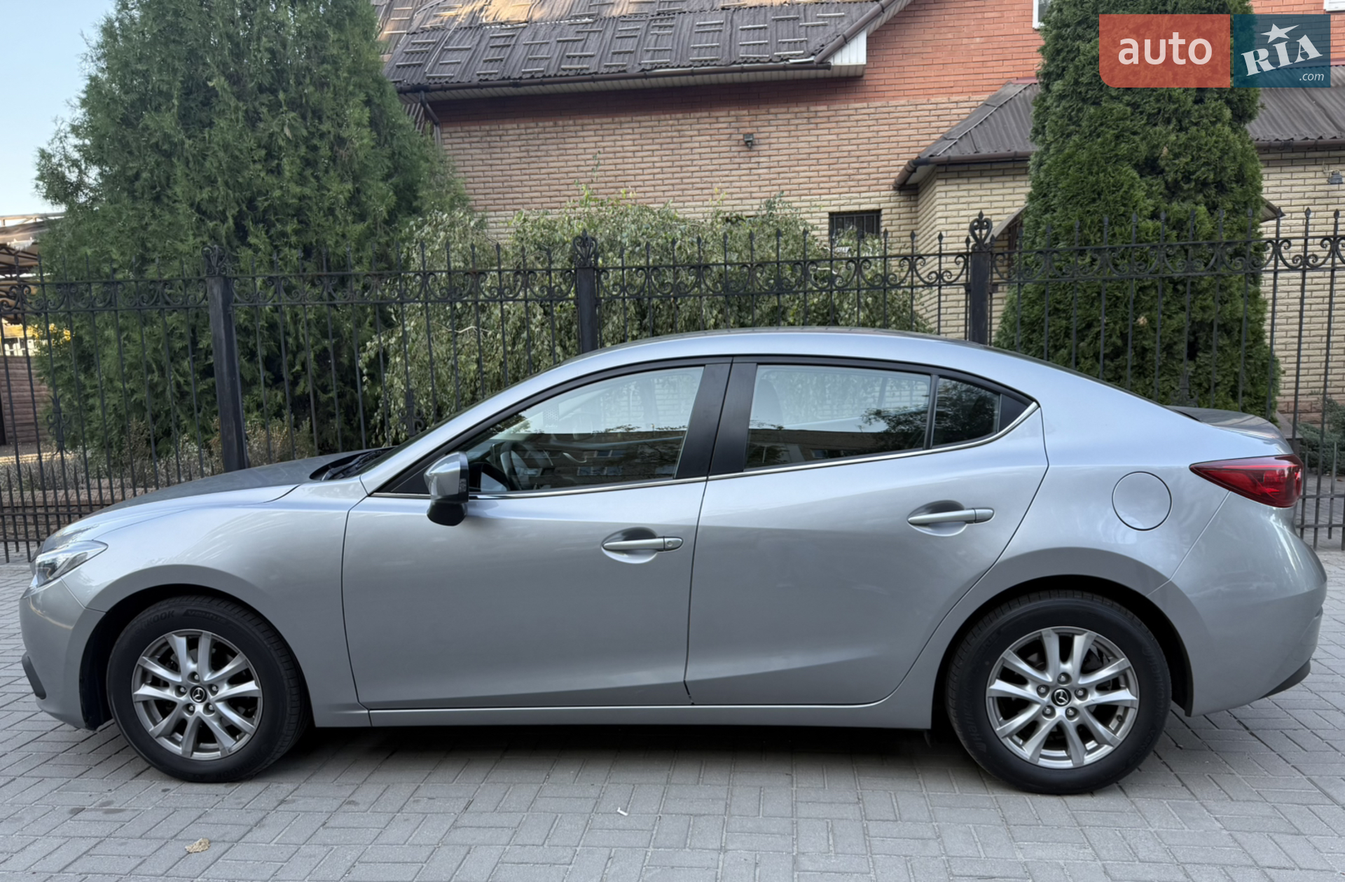 2016 Mazda 3 - мініатюра 2