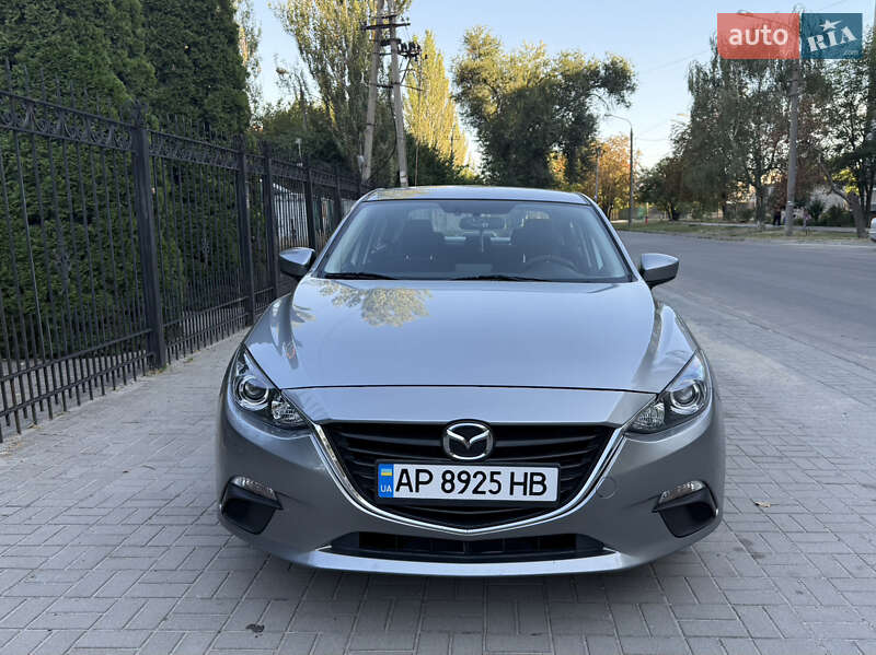 Седан Mazda 3 2016 в Запорожье
