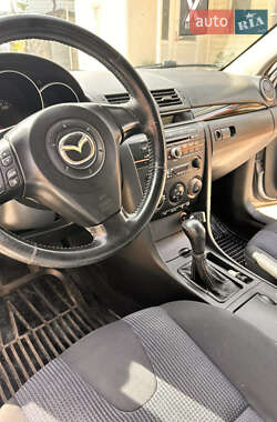 Хэтчбек Mazda 3 2004 в 