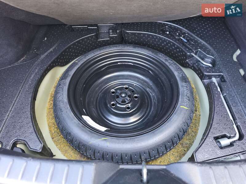 Седан Mazda 3 2019 в Днепре фото 27 Седан Mazda 3 2019 в Днепре