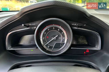Седан Mazda 3 2015 в 