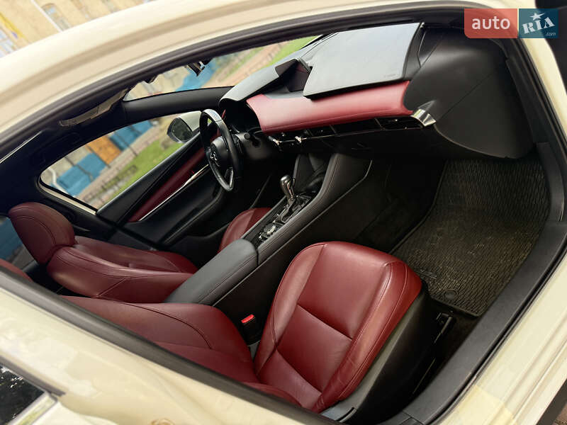Хэтчбек Mazda 3 2020 в Сумах