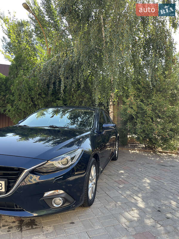 Седан Mazda 3 2014 в Днепре фото 2 Седан Mazda 3 2014 в Днепре