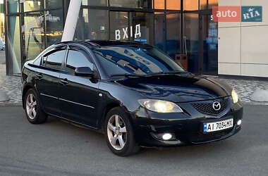Седан Mazda 3 2004 в 