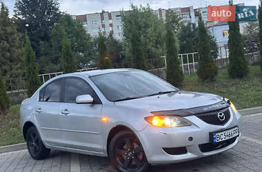 Седан Mazda 3 2004 в 