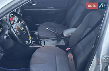 Седан Mazda 3 2004 в 
