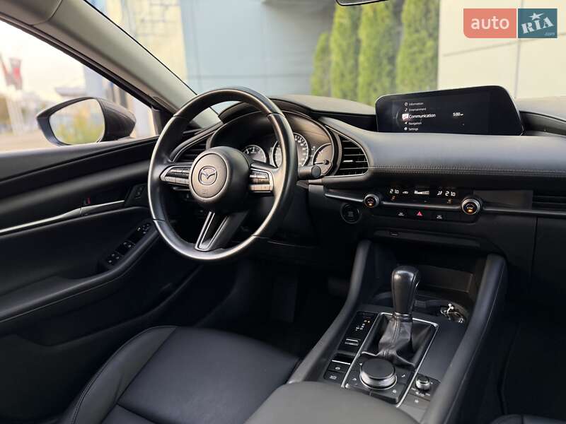 Седан Mazda 3 2021 в Киеве