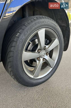 Седан Mazda 3 2005 в 