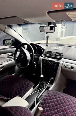 Хэтчбек Mazda 3 2005 в 