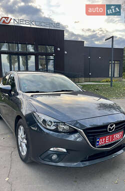 Хэтчбек Mazda 3 2014 в Тростянце