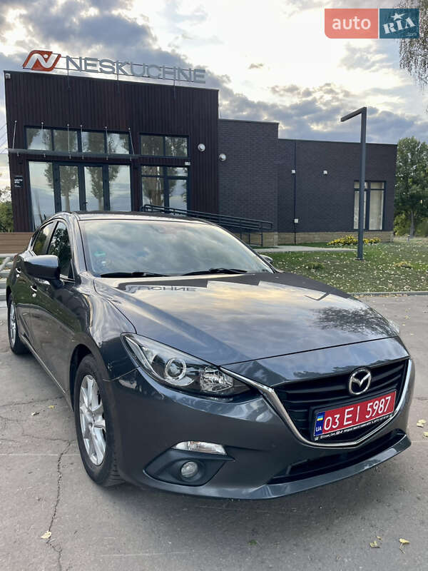 Хэтчбек Mazda 3 2014 в 