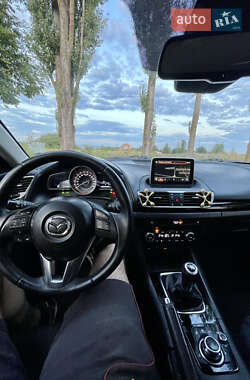 Хэтчбек Mazda 3 2014 в 