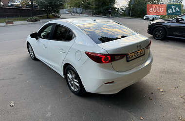 Седан Mazda 3 2014 в 