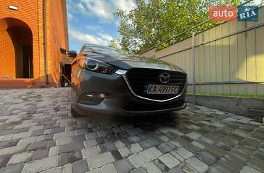 Хэтчбек Mazda 3 2017 в Киеве