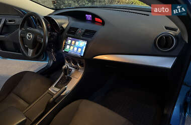 Хэтчбек Mazda 3 2010 в 