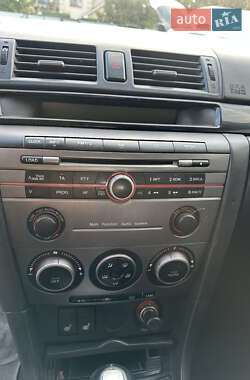 Хэтчбек Mazda 3 2007 в 