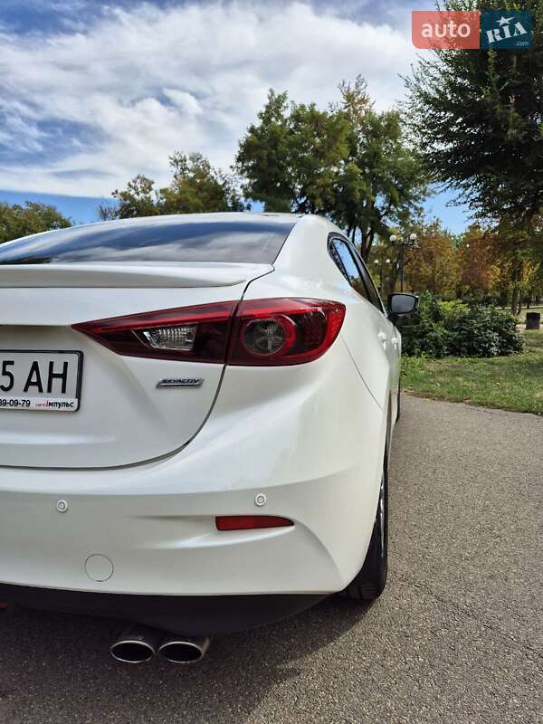 Седан Mazda 3 2015 в Кривом Роге фото 7 Седан Mazda 3 2015 в Кривом Роге