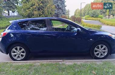Хэтчбек Mazda 3 2009 в 