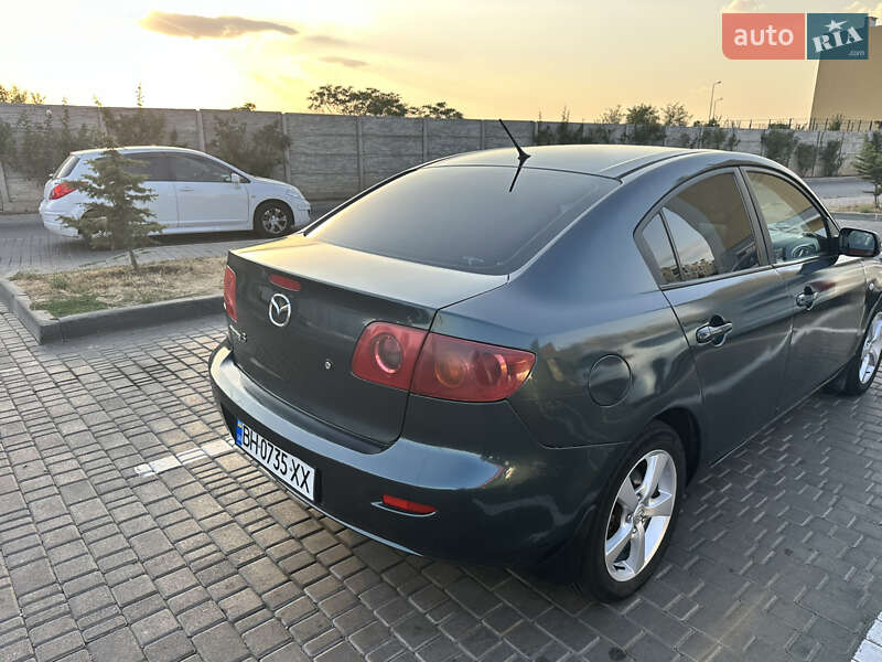 Седан Mazda 3 2004 в Одессе