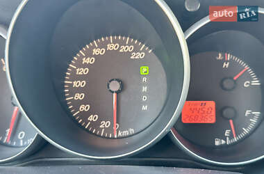 Седан Mazda 3 2004 в 