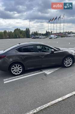 Седан Mazda 3 2014 в 