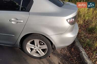 Седан Mazda 3 2005 в 