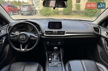 Седан Mazda 3 2018 в 