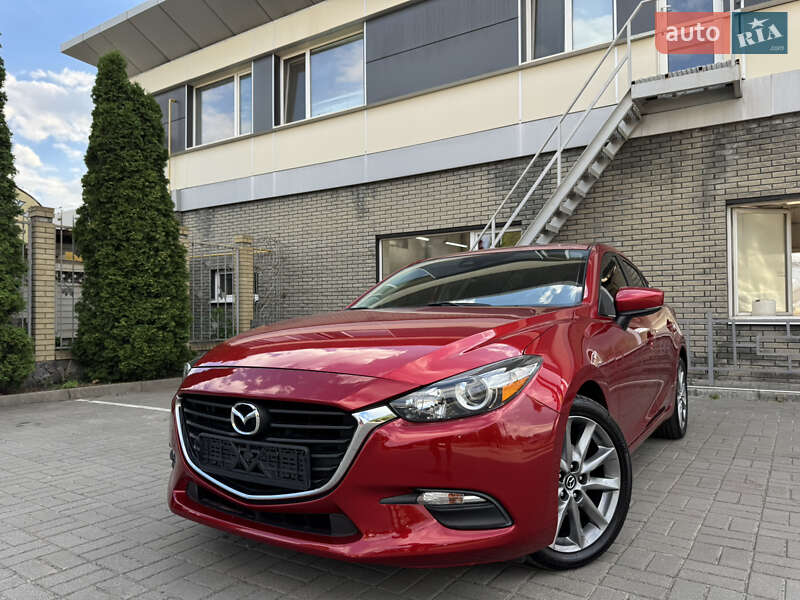 Седан Mazda 3 2018 в Харькове