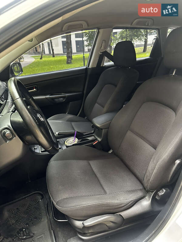 Хэтчбек Mazda 3 2007 в Киеве