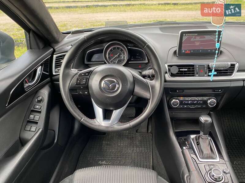 Седан Mazda 3 2014 в Львове