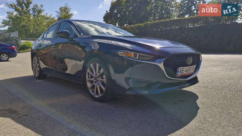 Седан Mazda 3 2019 в Днепре