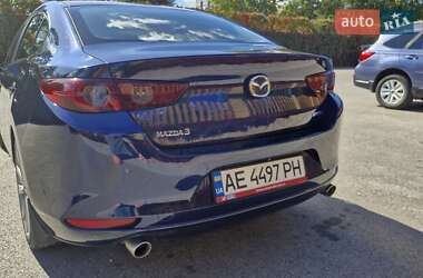 Седан Mazda 3 2019 в Дніпрі