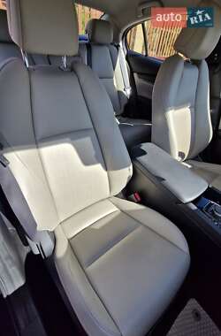 Седан Mazda 3 2019 в Дніпрі