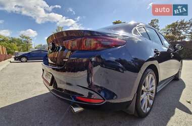 Седан Mazda 3 2019 в Дніпрі