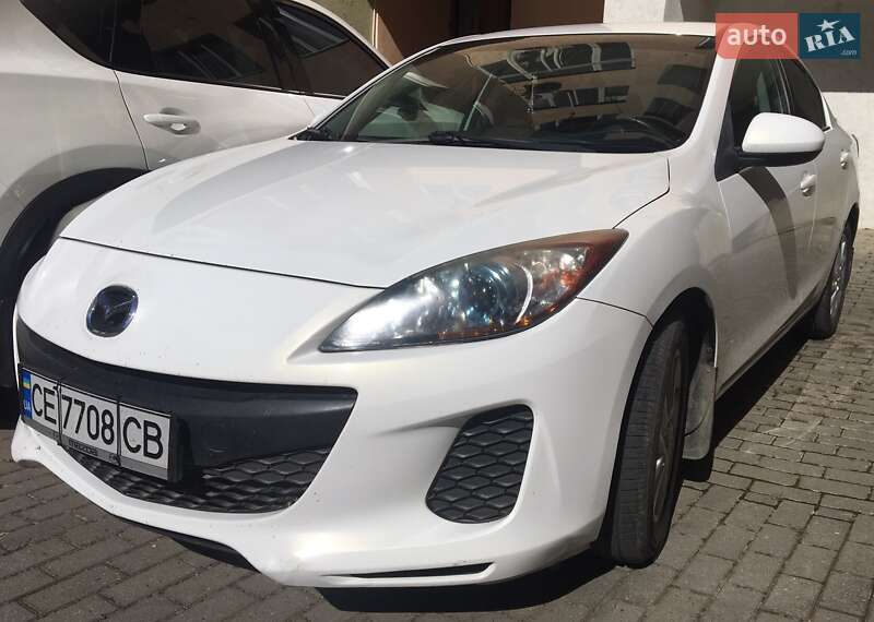 Седан Mazda 3 2012 в 