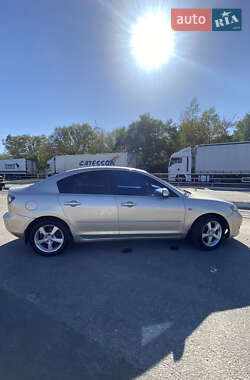 Седан Mazda 3 2005 в 