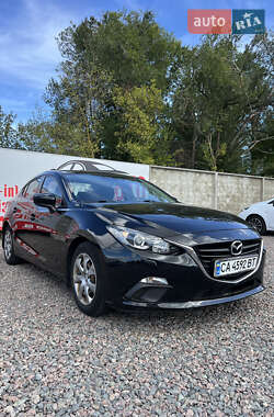 Седан Mazda 3 2016 в 