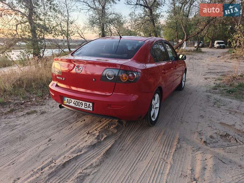 Седан Mazda 3 2005 в Днепре
